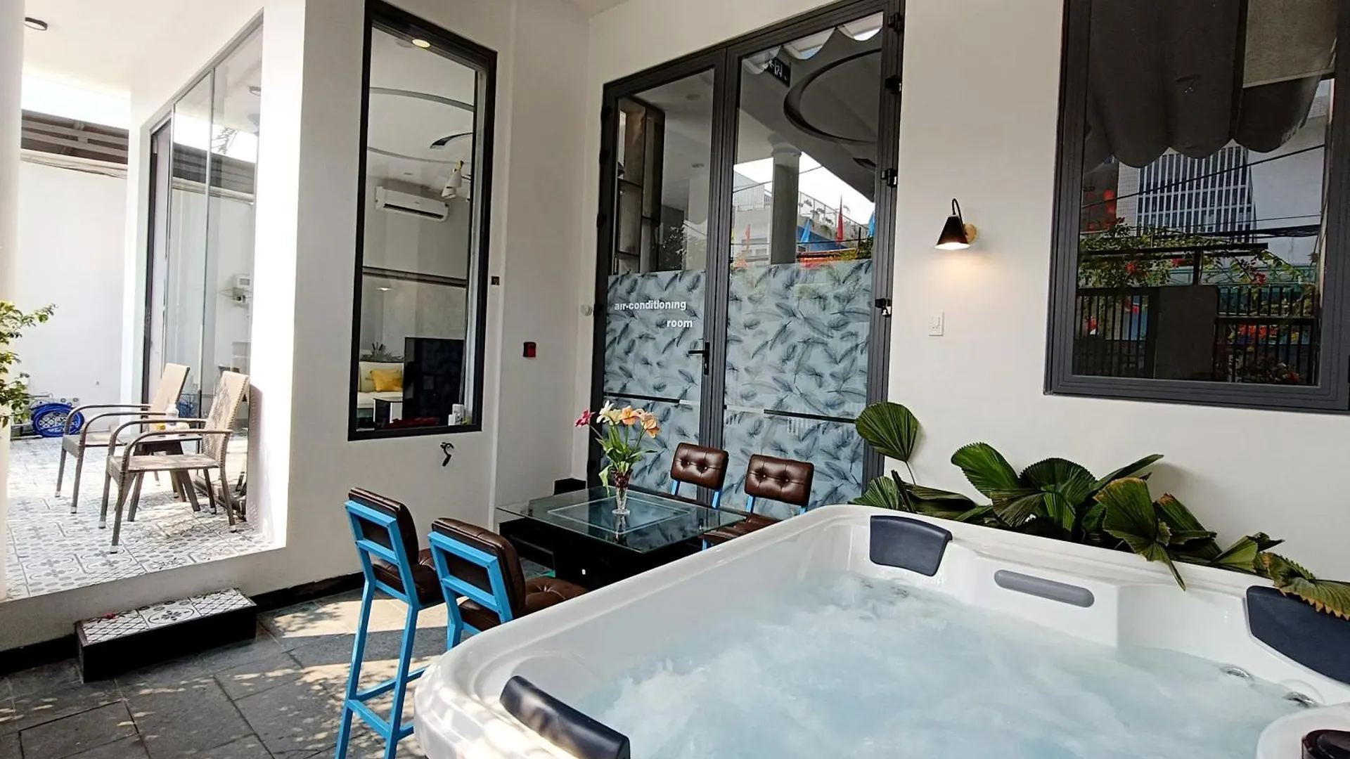 Villa Aroma My Khe 2Br 3Wc Jacuzzi 650M To My Khe Beach Da Nang Vietnam