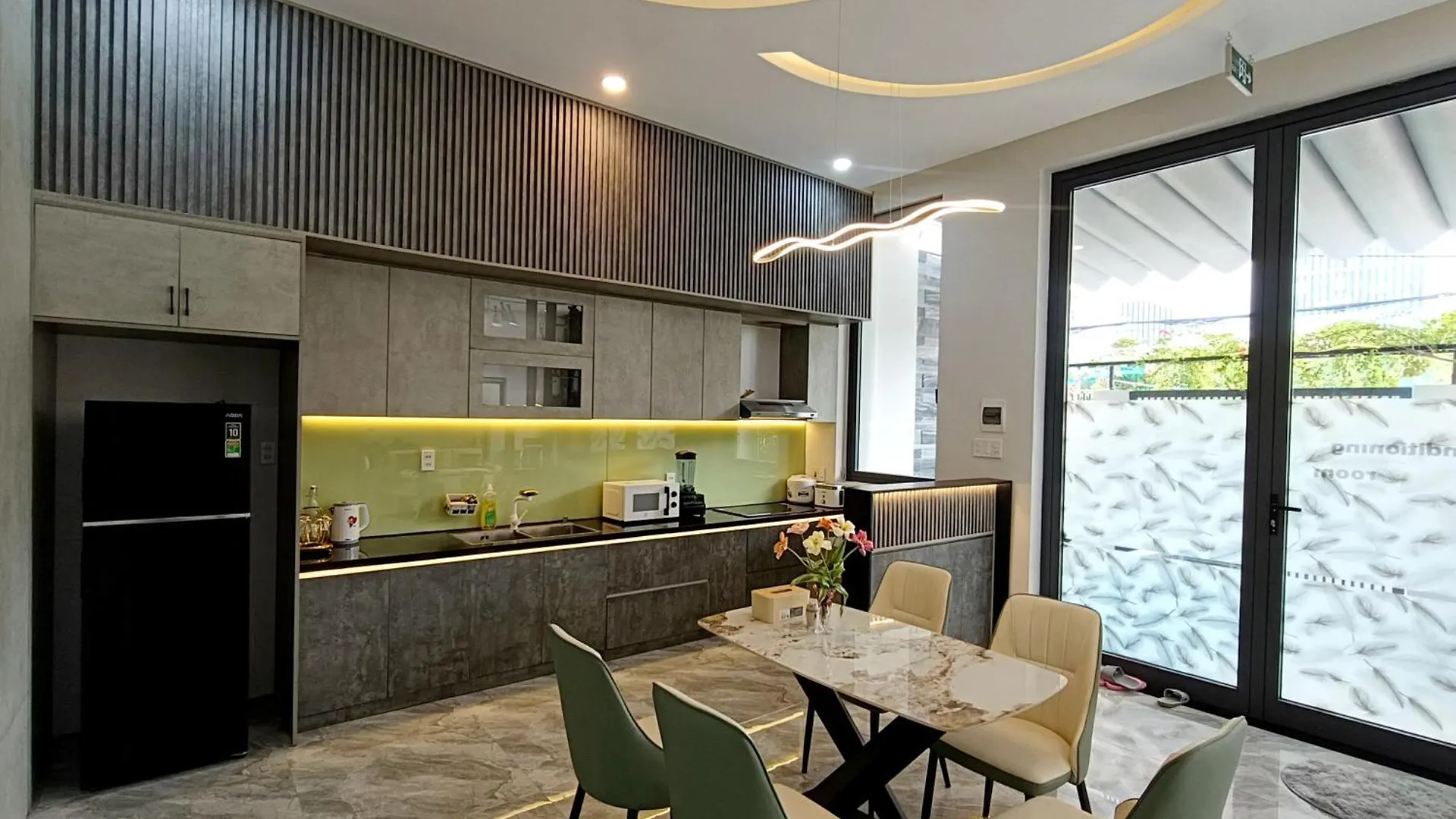 Aroma My Khe 2Br 3Wc Jacuzzi 650M To My Khe Beach Da Nang 0*,