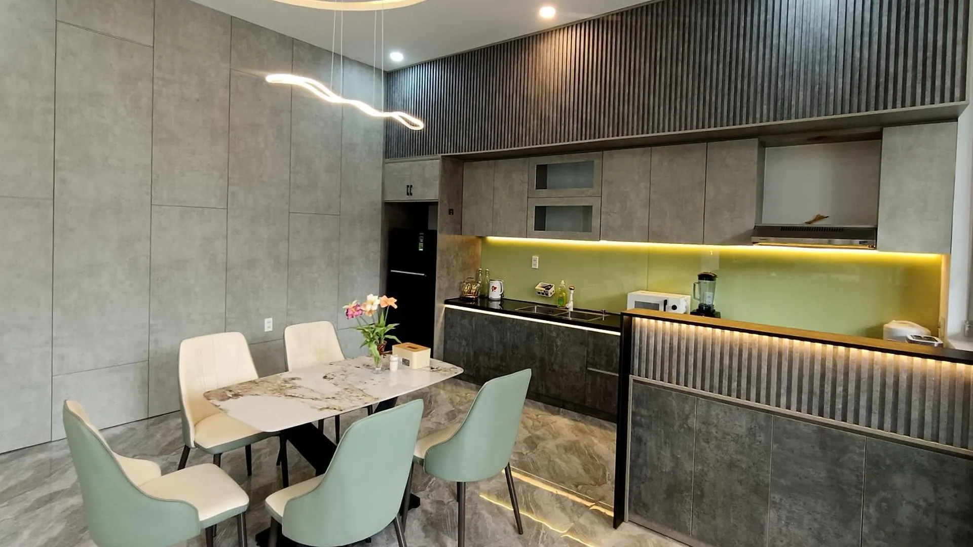 Aroma My Khe 2Br 3Wc Jacuzzi 650M To My Khe Beach Da Nang Villa